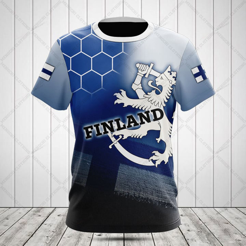Tee Graphic Print - T-shirt Personalizzata con Bandiera Finlandese, Casual