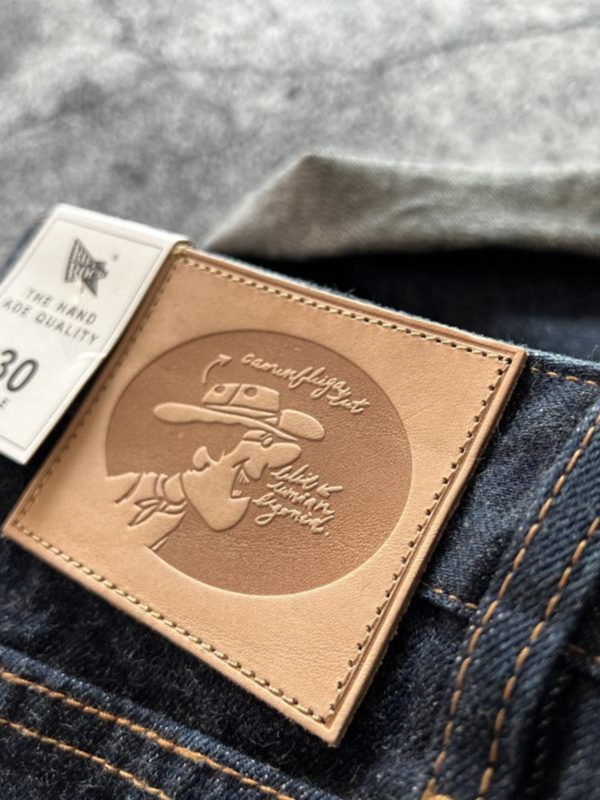 Jeans in denim dritto sottile  - Levis Jeans 501 recensione e prezzo